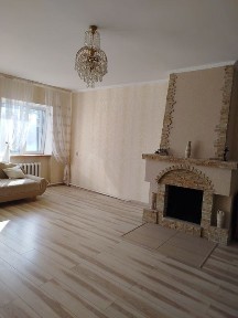 Продаж будинку у передмісті Вінниці, Зарванці