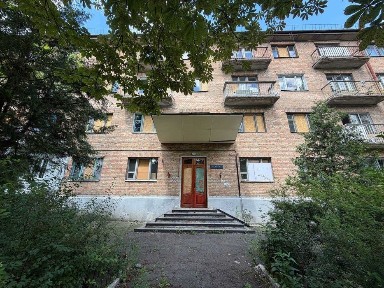 Продаж окремої будівлі/житлового приміщення Солом'янський район