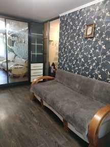 Сдам до лета 1 к. квартиру