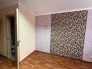 Продаж комерційного приміщення в гуртожитку по вул. Британська (Горького) початок