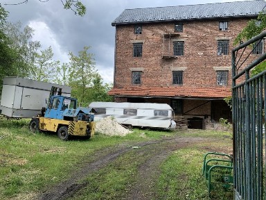 Комерційне приміщеня. Млин Австрійський. Млин.