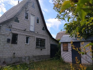 Дача Будинок станція Вишняки, біля села Вишняки, 55км