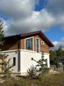 Продається будинок з ремонтом село Іванковичі вул. Молодіжна, 108