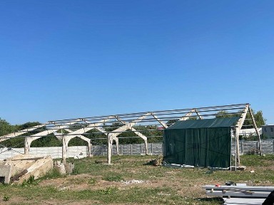 Продам каркаси ангарів клюшечників 2200 м2
