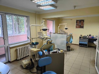 Продам комерційна нерухомість, стоматологічний кабінет на Молодіжному, Кременчук