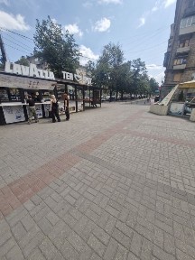 Здається в оренду МАФ зупинка Универмаг Україна