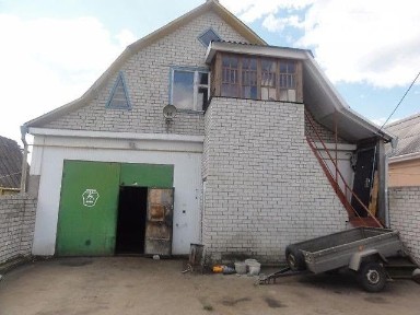 Продам будинок можна під комерцію