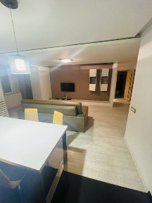Продажа шикарной 4к. квартиры в Новострое, с дизайнерским ремонтом !