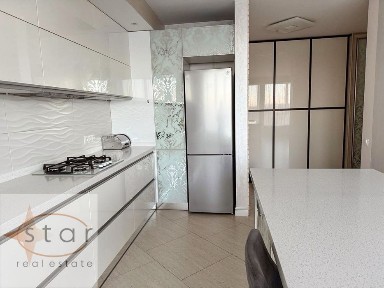 Продаж квартири 80 м2, пр-т Перемоги 119а