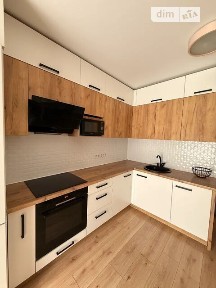 Продаж 2к квартири 73.7 кв. м на вул. Набережна Перемоги 44 • ID 34758279