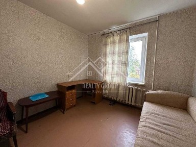 Продаж 2к квартири в ЦМ районі (Карнаватка)