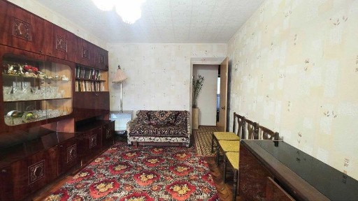 Продам двокімнатну квартиру вул. Ю. Савченка., район вул. Робоча