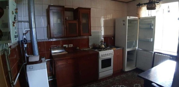 Сдается 2-х этажный дом в центре города