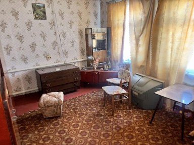 Продается дом, г. Славянск от собственника, без комиссии и земля приватизирована.
