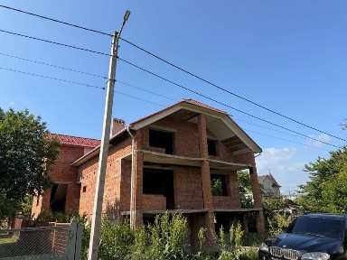 продаж будинку район вул. Хотинська 65% готовності