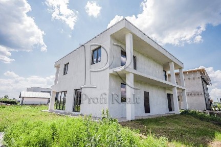 Продаж будинку 280м2 на березі Десни Зазим'я/Пухівка/Погреби