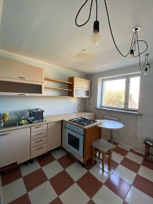 Продаж 2-во кімнатна, Центр