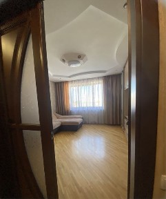 Здаю 3 к. кв центр