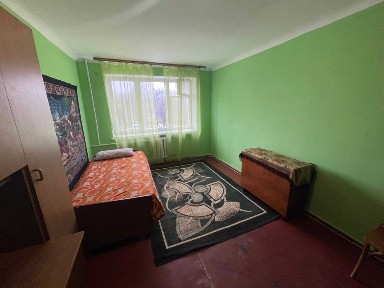 Продаж кімнати в гуртожитку, район цукрового заводу.