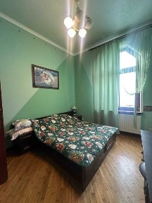 Оренда/ 4 кімнатна квартира/ Центр/вул. Кн. Романа