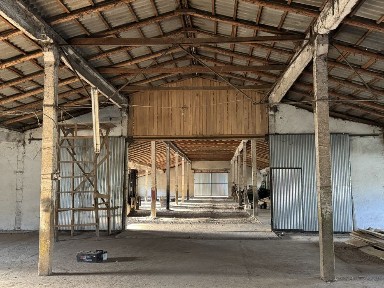 Закарпаття. Продаж виробничо-офісних приміщень. Ужгородський р-н. С. Забрідь