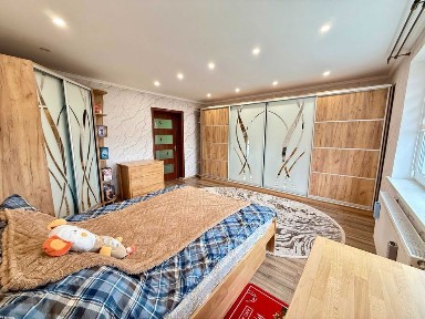Обмін готового будинку 152 м² по вул. Горішня Брама на менший будинок або квартиру Дрогобич