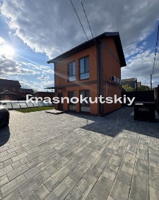 Сдам дом Новоселовка с басейном