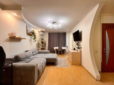 Без %. КПІ. Продаж 2к. квартири з ремонтом, вул. Старокиївська, б. 1/5