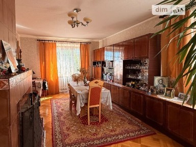 Продаж 3 поверхового будинку з верандою і ділянкою на 10 соток, 310 кв. м, 5 кімнат, на вул. Марії Приймаченко • ID 34760998