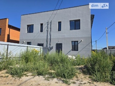 Продаж 2 поверхового дуплекса з ділянкою на 1.25 сотки, 70 кв. м, 2 кімнати, на вул. Традиційна • ID 34760811