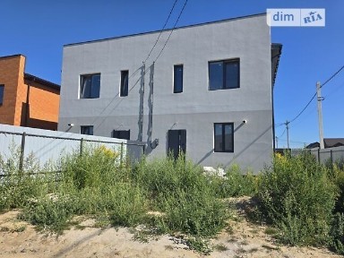 Продаж 2 поверхового дуплекса з ділянкою на 1.25 сотки, 70 кв. м, 2 кімнати, на вул. Традиційна • ID 34760811