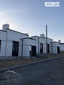 Продаж 1 поверхового таунхауса з ділянкою на 2.54 сотки, 88 кв. м, 3 кімнати, на вул. Новодвірська • ID 34760597