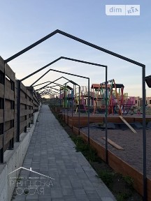 Продаж 1 поверхового таунхауса з ділянкою на 2.54 сотки, 98 кв. м, 3 кімнати, на вул. Новодвірська • ID 34760528