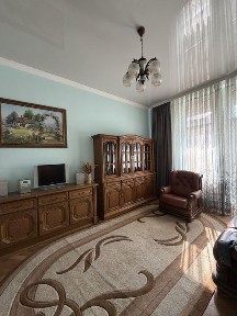 Здається в оренду 3х кімн Центр
