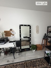 Продаж комерційного приміщення на вул. Гнатюка 4, площа 23 кв. м • ID 34484927
