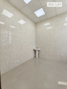 Продаж комерційного приміщення на вул. Літературна 10А, площа 89.3 кв. м • ID 34359907