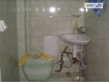 Продаж комерційного приміщення на вул. Володимира Антоновича, площа 35.2 кв. м • ID 34328193