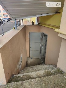 Продаж комерційного приміщення на вул. Грушевського, площа 30.4 кв. м • ID 34301250