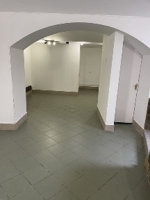 Оренда: Комерційне приміщення 55 м² в центрі привокзальної площі (кут Городоцька - Залізнична)