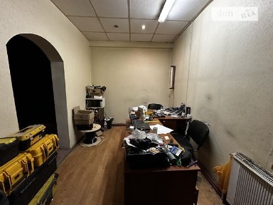 Продаж комерційного приміщення на вул. Просьолочна, площа 190.5 кв. м • ID 34240549
