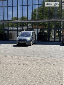 Продаж комерційного приміщення на вул. Захисників Маріуполя 89, площа 1130 кв. м • ID 34234067