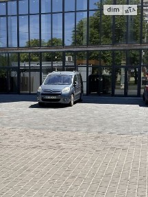 Продаж комерційного приміщення на вул. Захисників Маріуполя 89, площа 1130 кв. м • ID 34234067