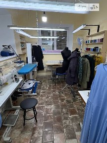 Продаж комерційного приміщення на вул. Сінна 5, площа 220 кв. м • ID 34230678