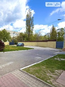 Продаж комерційного приміщення на вул. Володимира Стельмаха, площа 200.4 кв. м • ID 34219501