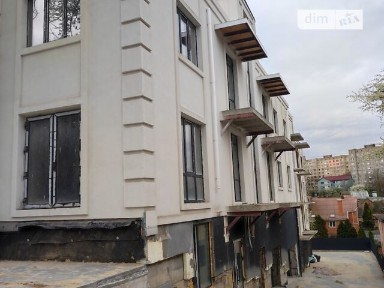 Продаж комерційного приміщення на вул. Малиновського, площа 170 кв. м • ID 34187052