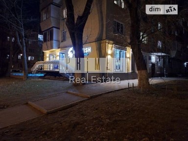 Продаж комерційного приміщення на вул. Салютна 6, площа 107.5 кв. м • ID 34125005
