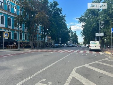 Продаж комерційного приміщення на вул. Володимирська 6/1, площа 76 кв. м • ID 34072540
