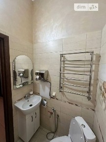 Продаж комерційного приміщення на вул. Зарічанська 3/2, площа 136.8 кв. м • ID 34035069