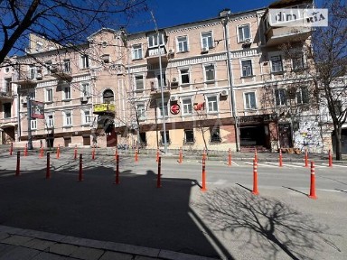 Продаж комерційного приміщення на вул. Софіївська, площа 273.6 кв. м • ID 33932265
