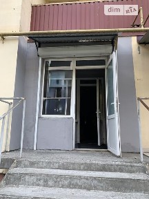 Продаж комерційного приміщення на вул. Паркова 18, площа 92.6 кв. м • ID 33875094